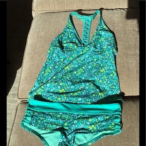 Athlete Sahara Ditsy 2 piece swimsuit